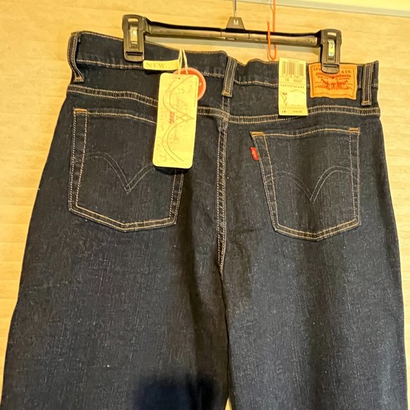 LEVIS VINTAGE 512 HIGH RISE STRETCH BOOTCUT JEANS SIZE 16 NWT - Picture 3 of 5